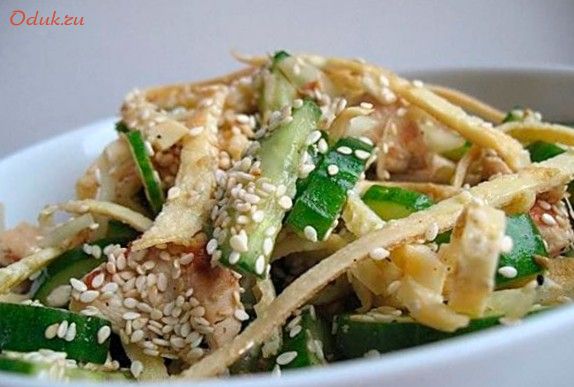 салат, свежих, огурцов, лапша