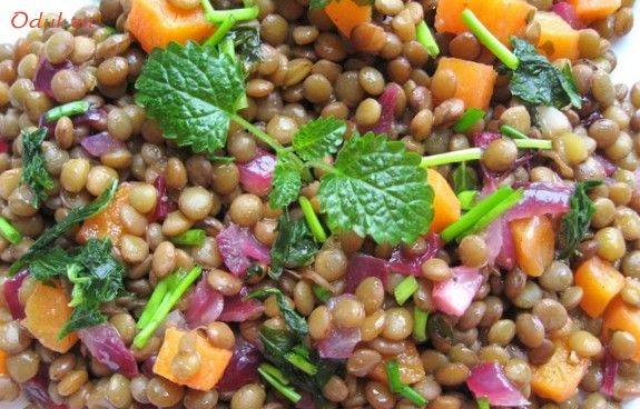 салат, чечевицы, мандаринами