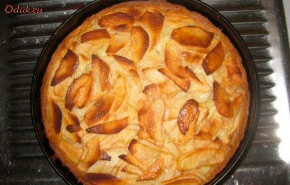 необыкновенный, яблочный