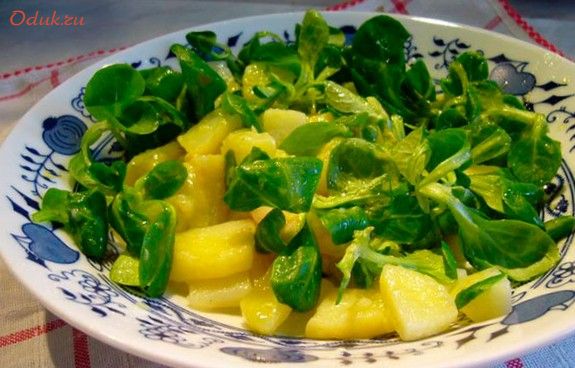 несложный, картофельный, салат