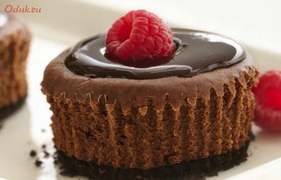 мини-чизкейки, шоколадными, чипсами