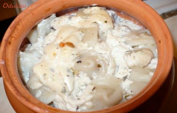 пельмени, простоквашей