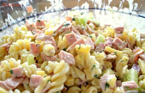 салат, по-французски, макаронами, свинина салат, по-французски, макаронами, свинина