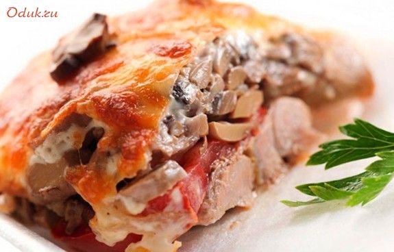 свинина, грибами