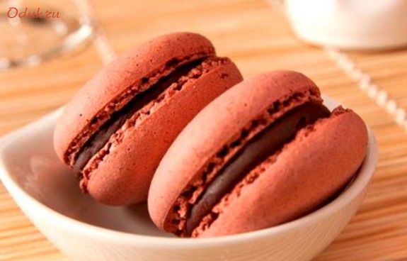 миндальные, макаруны