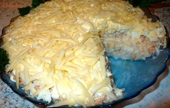 слоеный, салат, горбушей слоеный, салат, горбушей