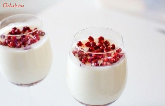 желе, сметаны, гранатом