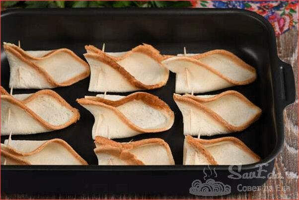 Как приготовить вкусные и аппетитные конвертики из тостового хлеба со шпротами 