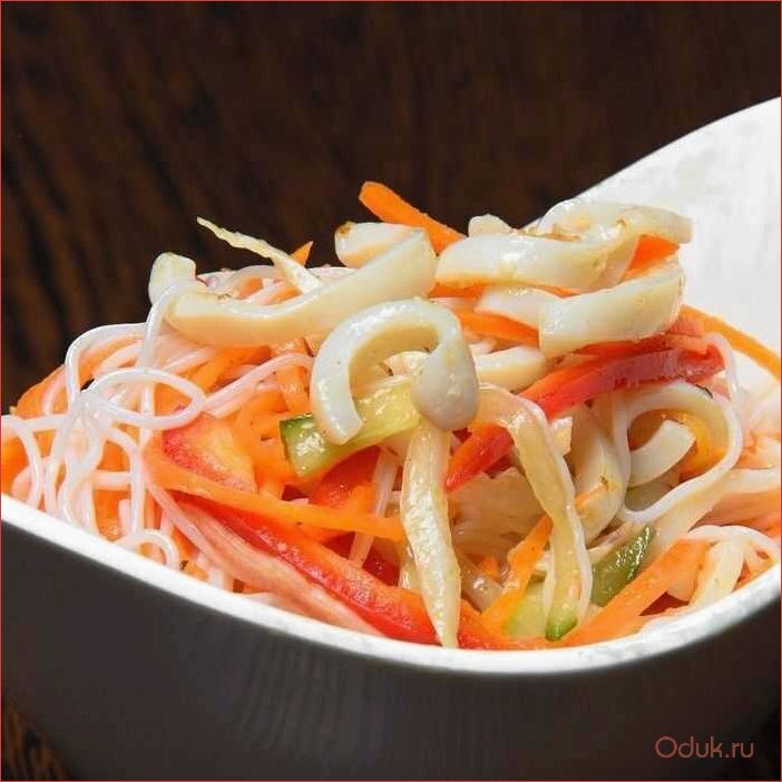 (вкуснейший, рецепт, фунчозы, нежными, кальмарами) Вкуснейший рецепт фунчозы с нежными кальмарами, свежими овощами и ароматными специями