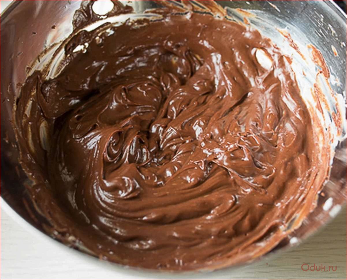 Приготовление вкусного и нежного шоколадно-ванильного крема без особых усилий