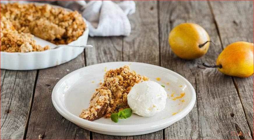 (наслаждайтесь, вкусом, осени, рецепт, яблочного) Наслаждайтесь вкусом осени — рецепт яблочного крамбла с мороженым