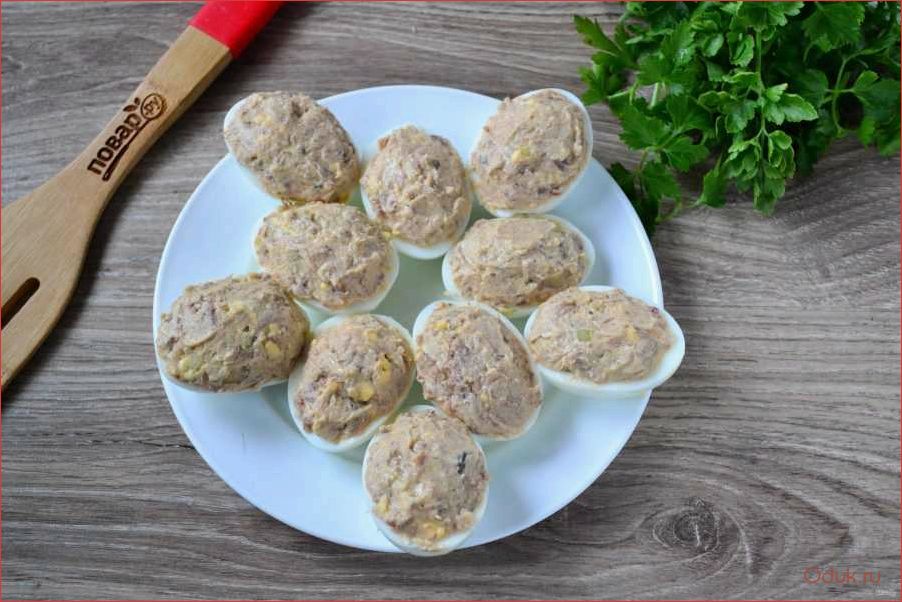 Удивительно вкусные и питательные яйца, фаршированные изысканными рыбными консервами 